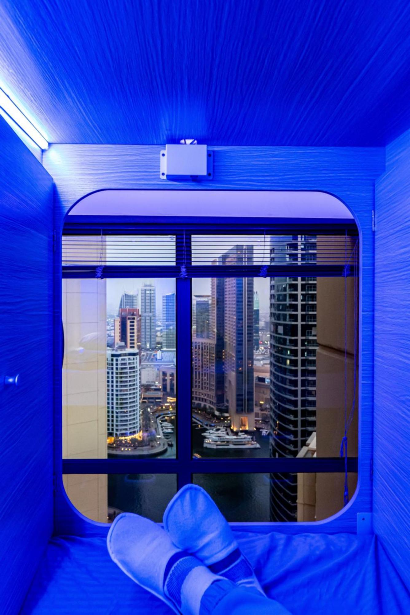 Berloga Capsule Jbr Hotel Dubai Exterior foto