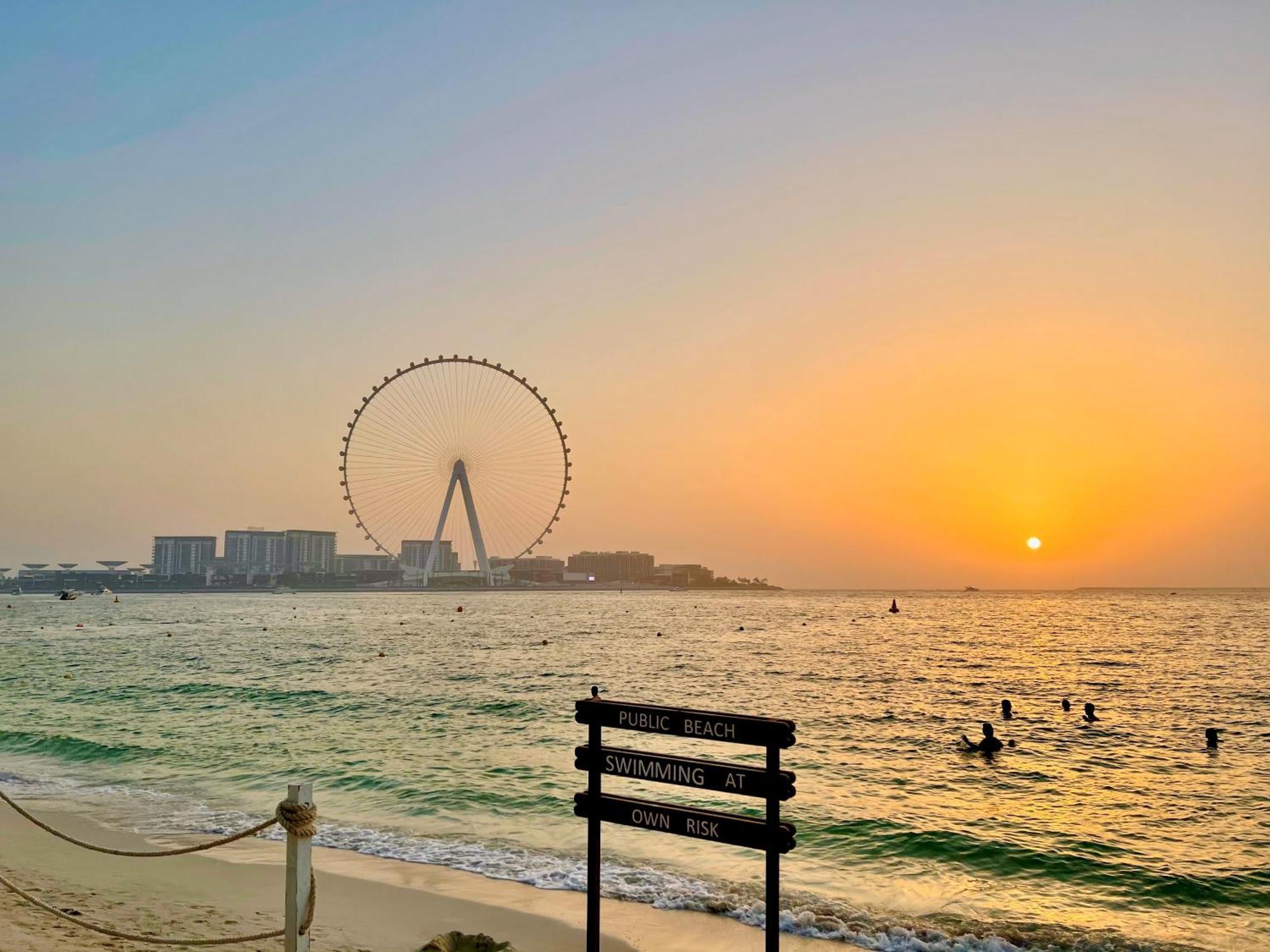 Berloga Capsule Jbr Hotel Dubai Exterior foto